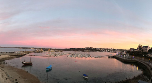Tout commence en Finistère